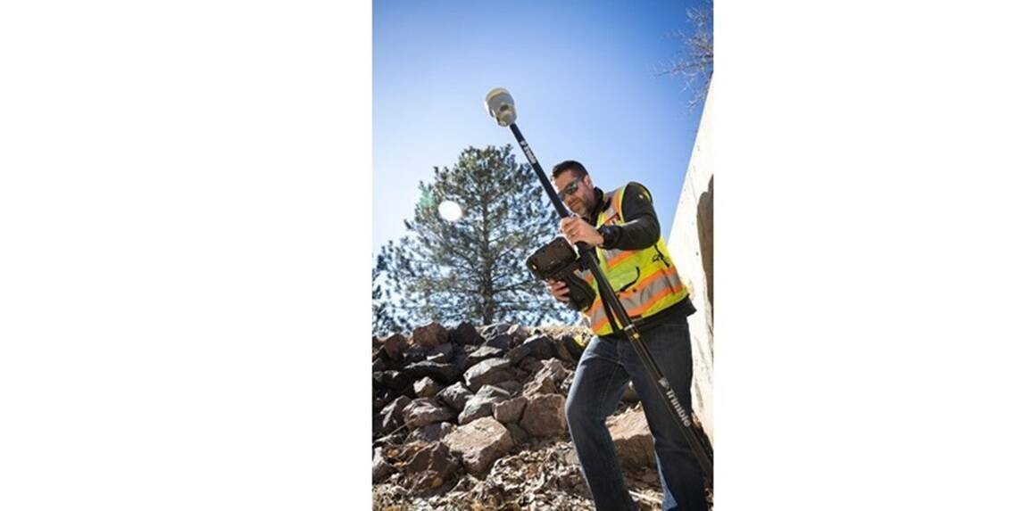 Trimble R980 GNSS System 1200