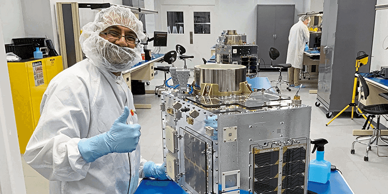 Space Flight Laboratory SFL Awarded Development and Production Support Contract for 15 Additional Hawkeye 360 Radio Frequency Geolocation Microsatellites 800x400px
