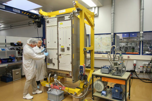 Airbus delivers new life support system for the ISS (from import)