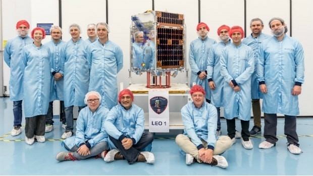 SSTL ships CARBONITE-2 and Telesat’s LEO-1 for PSLV launch (from import)