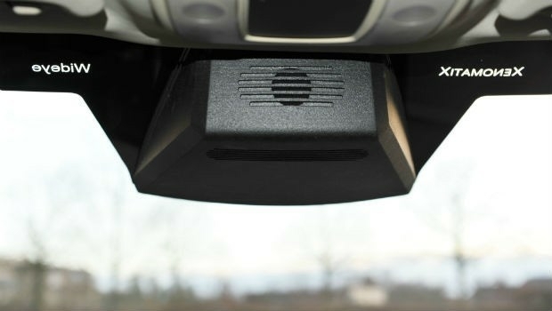 A seamless integration of LiDAR sensors behind vehicles’ windshield (from import)