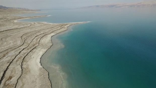 DMT explores subsoil in the Dead Sea (from import)