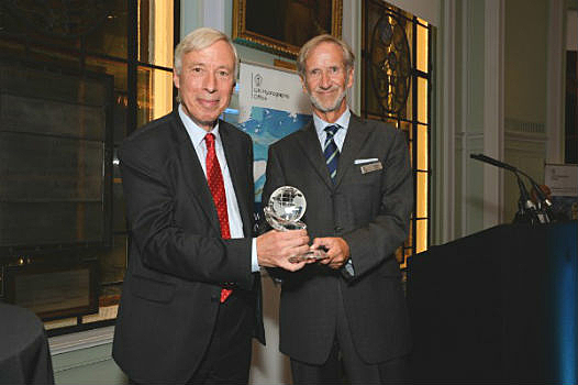Alexander Dalrymple Award presented to UKHO’s Jeff Bryant (from import)