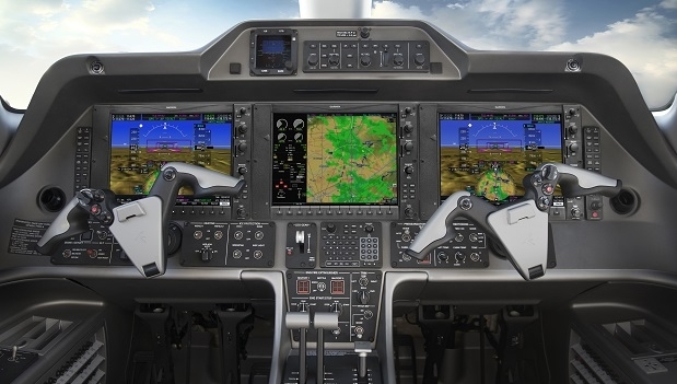 Garmin adds the G1000 NXi upgrade for the Embraer Phenom 100 (from import)