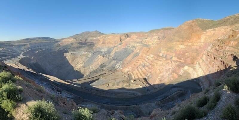 Carlin Goldmine Nevada 800x400