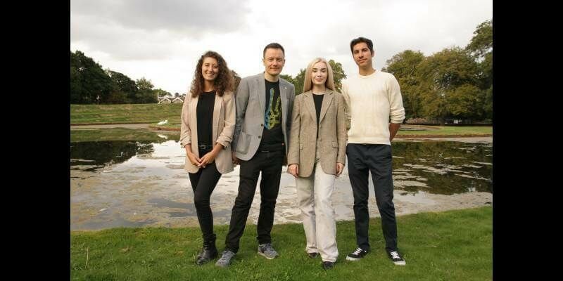 From left to right 800x400 1