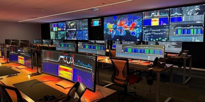 Hawk Eye 360 Operation Center 800x400