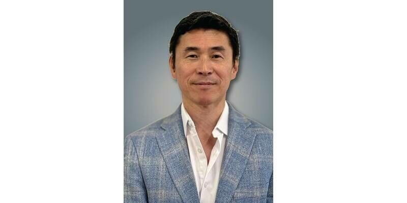 Hiroshi Ogawa Headshot 800x400