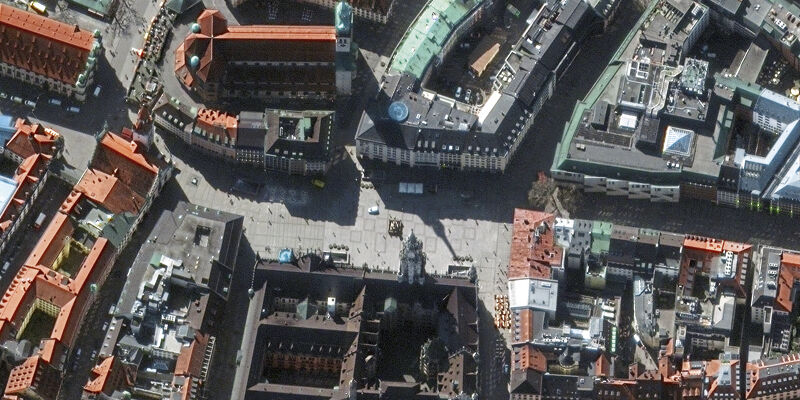 Int V19 I3 P24 09 Marienplatz Munich Geba