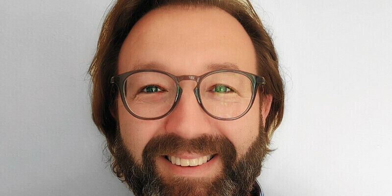 Int v20 i2 People Ric Kirman amd
