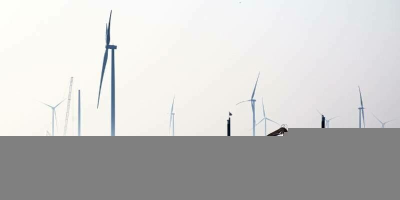 Marine windmill construction Holland 800x400 1
