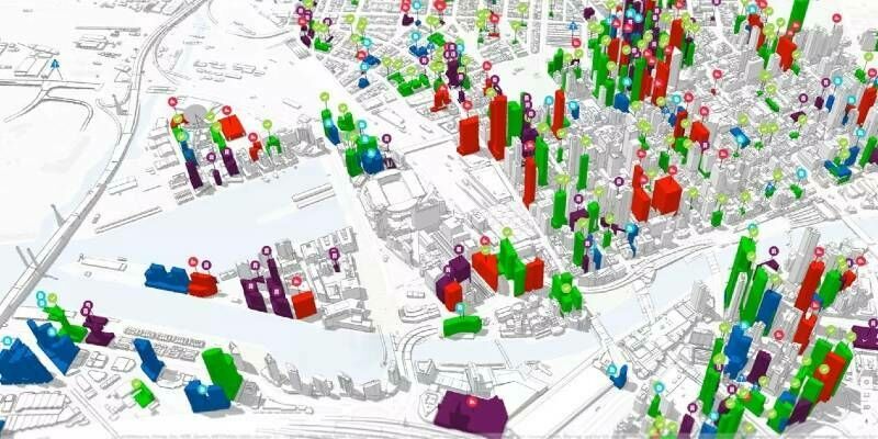 Planning pilots comp Esri UK1 400