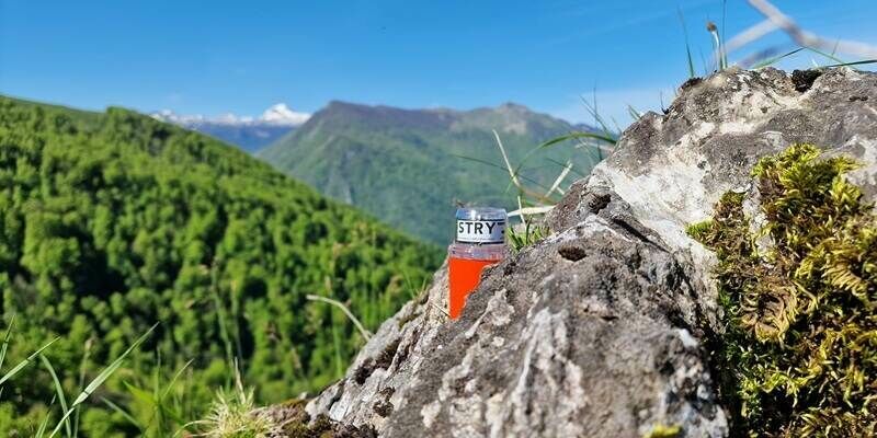 STRYDE in the Pryenees 800x400