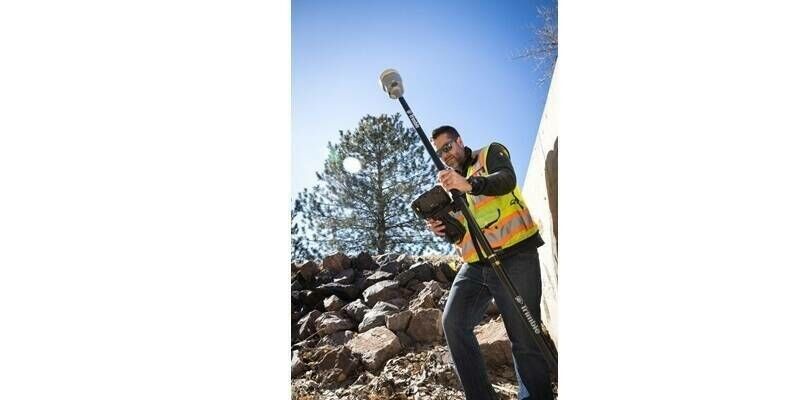 Trimble R980 TSC5 5092 PR Newswire 800x400