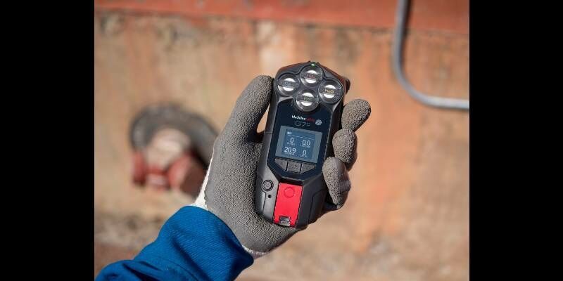 UB253 Fig Blacklinesafety