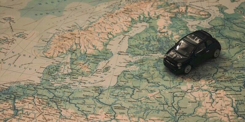 Europe map car 800x400