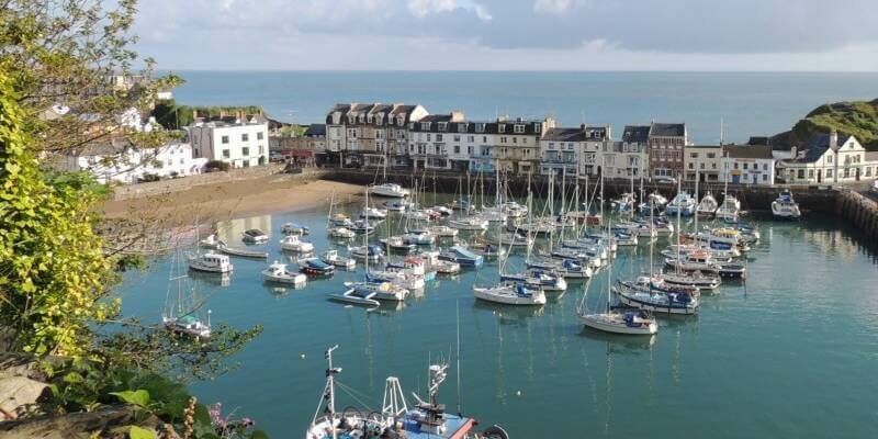 Ilfracombe harbour 800x400 1