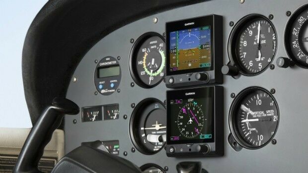 Garmin® introduces the G5 electronic flight instrument (from import)