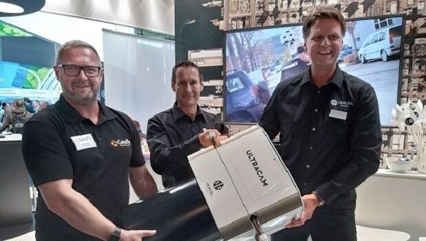 GeoFly purchases 2 UltraCam Eagle Mark 3 systems at Intergeo (from import)