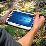 Handheld ALGIZ 10X rugged tablet now available with Windows 10 (from import)