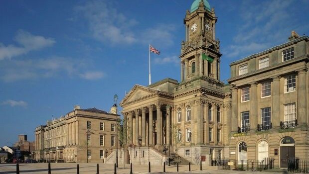 Wirral Council migrates existing corporate GIS to Cadcorp (from import)