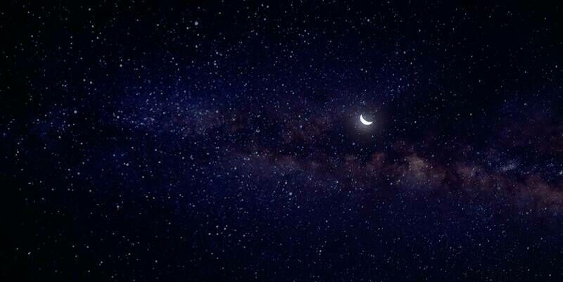 Space moon 800x400
